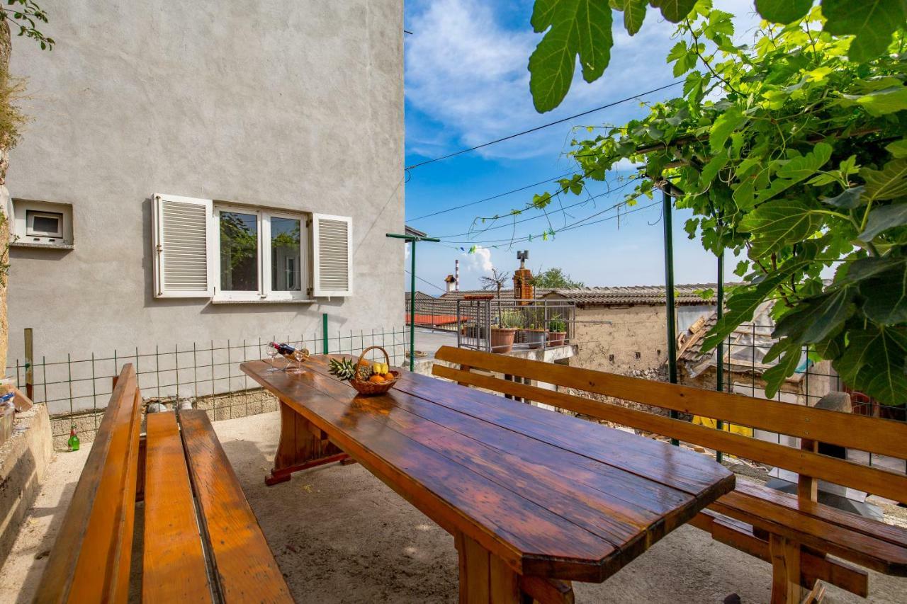 Apartments Lota Kostrena Exterior photo